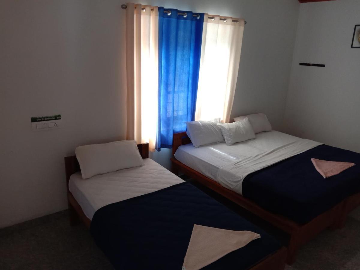 Shivalaya Homestay, Madikeri Siddapura  ภายนอก รูปภาพ