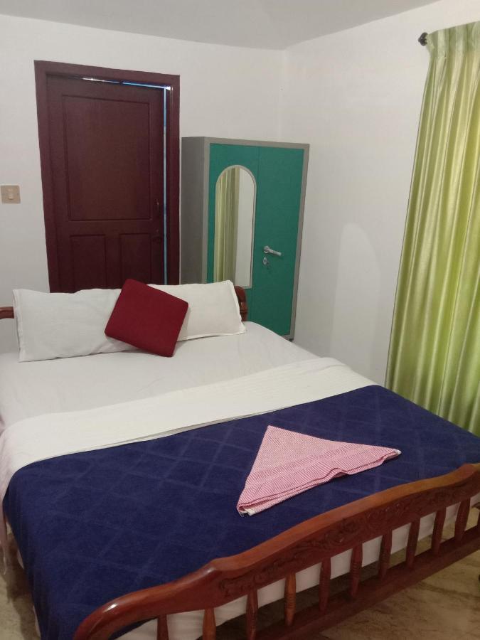Shivalaya Homestay, Madikeri Siddapura  ภายนอก รูปภาพ