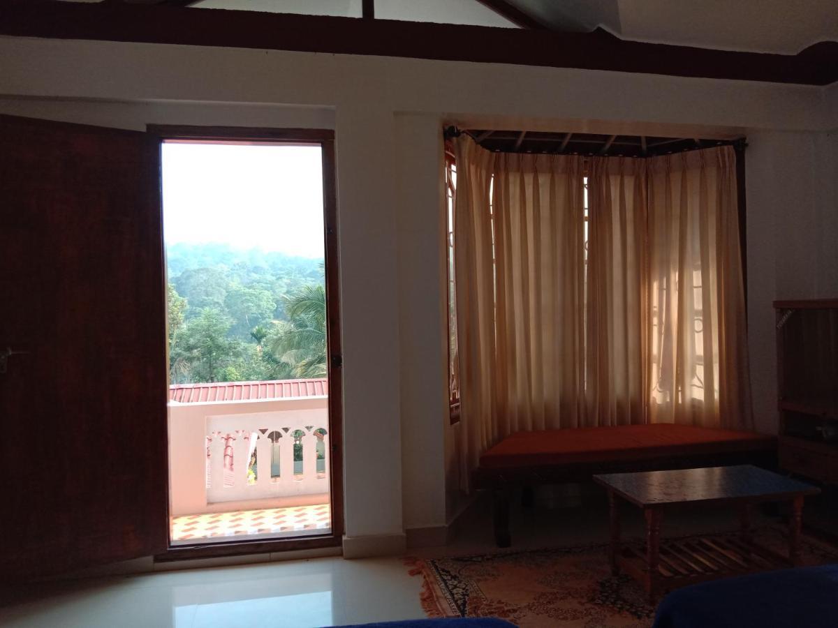 Shivalaya Homestay, Madikeri Siddapura  ภายนอก รูปภาพ