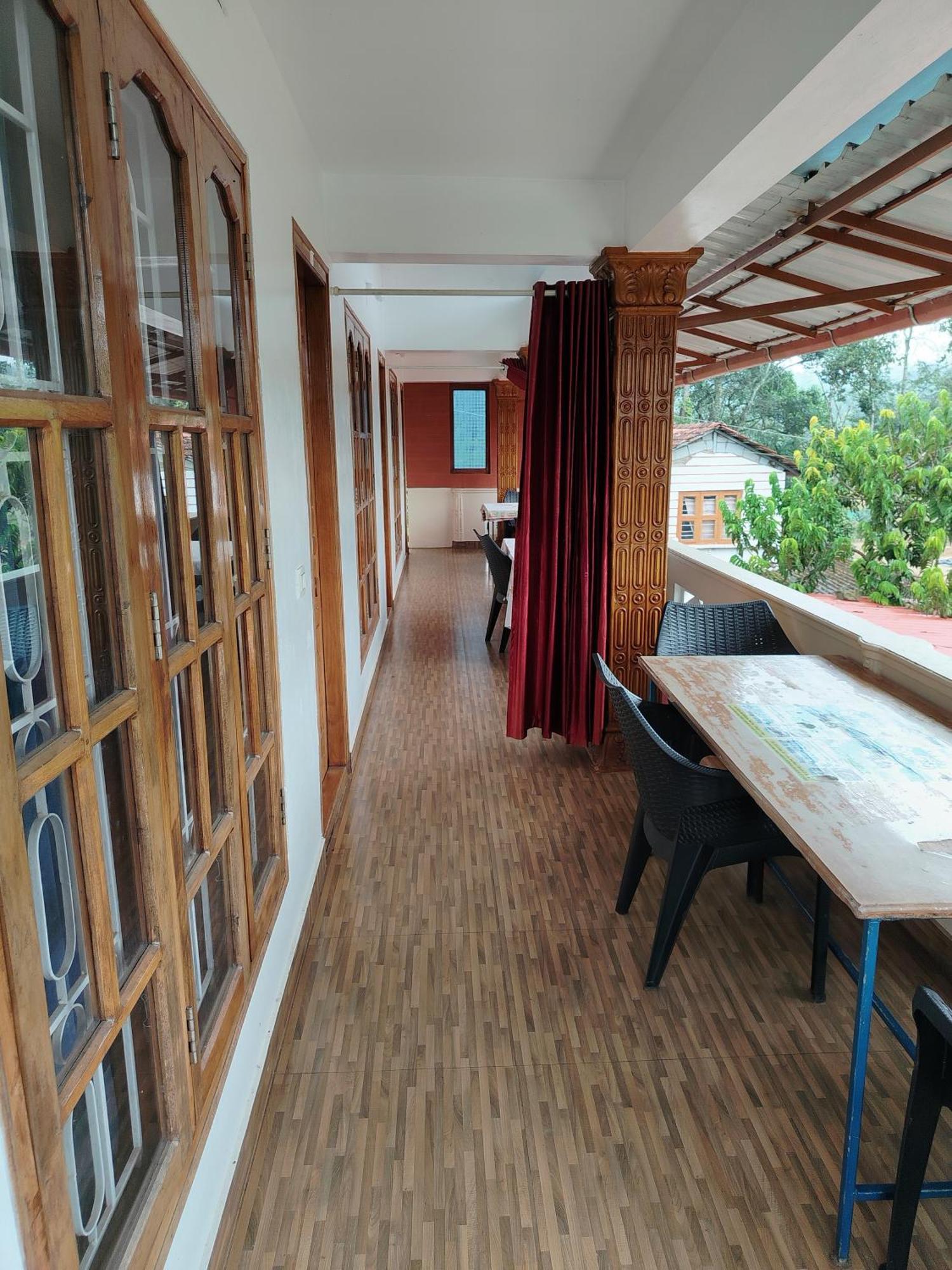 Shivalaya Homestay, Madikeri Siddapura  ภายนอก รูปภาพ