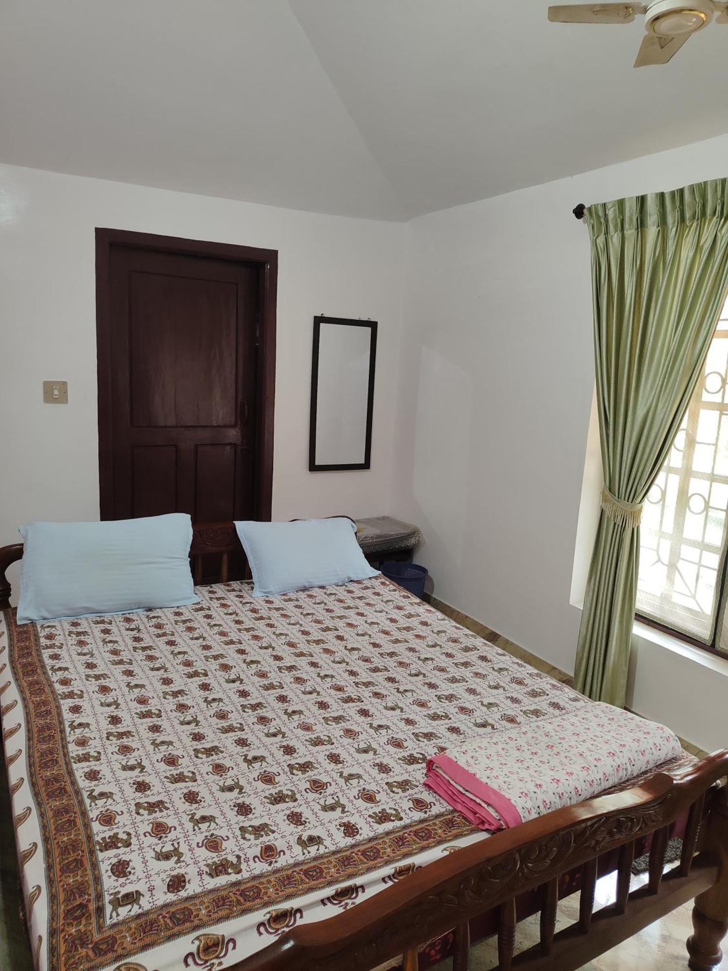 Shivalaya Homestay, Madikeri Siddapura  ภายนอก รูปภาพ
